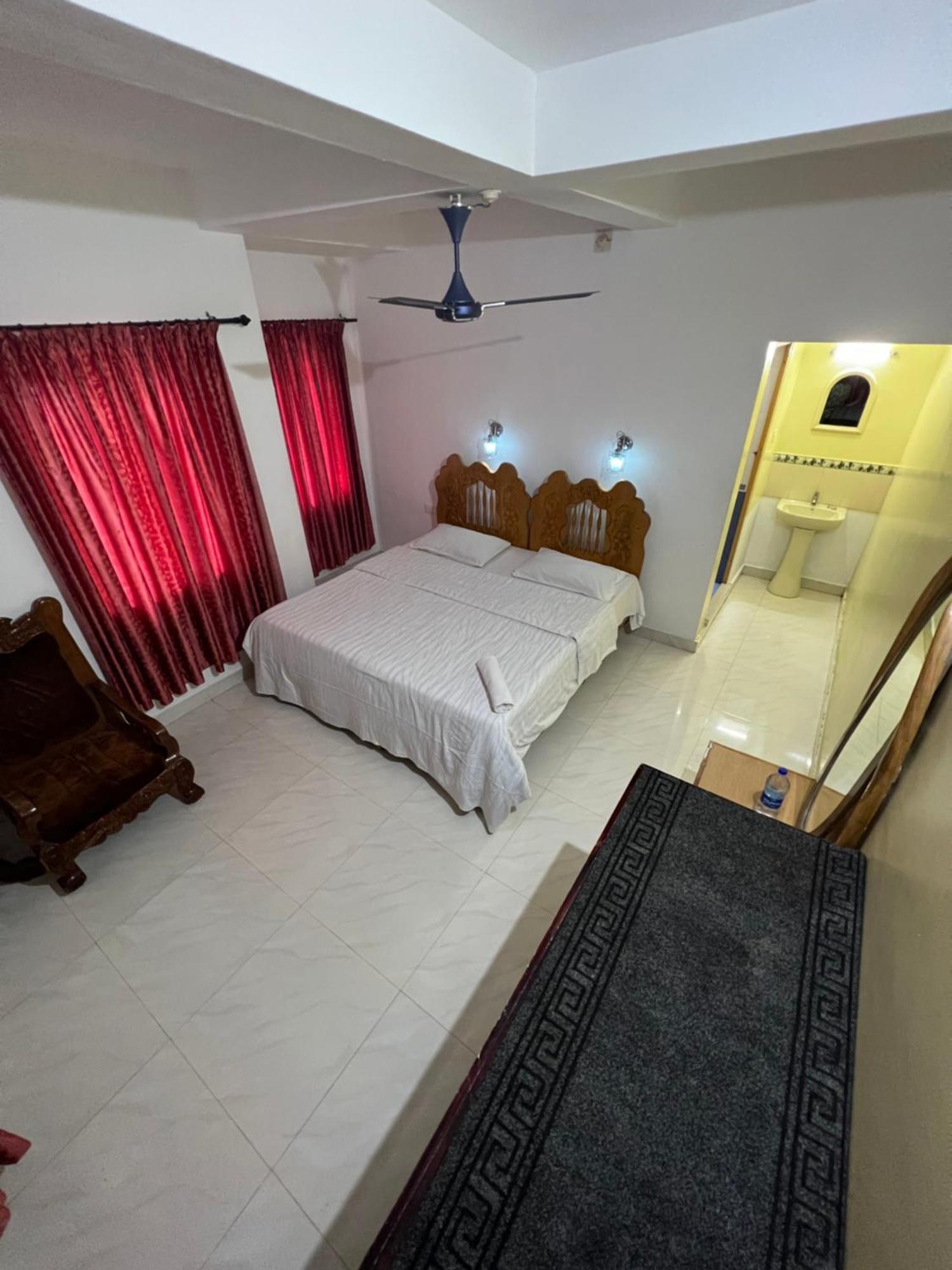 Tranquilou Homestay Thekkady Exterior foto